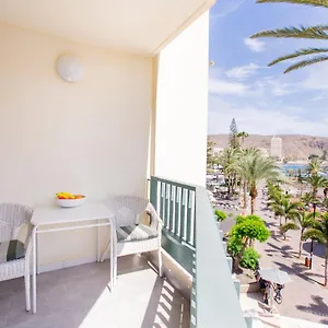 https://apartment-carmen-sunrise.tenerifehoteles.net