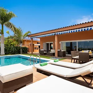 https://gorgeous-luxury-villa-with-private-pool-playa-de-la-arena.tenerifehoteles.net